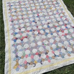 Vintage 1940s Patchwork Snowball Quilt Blanket Cotton